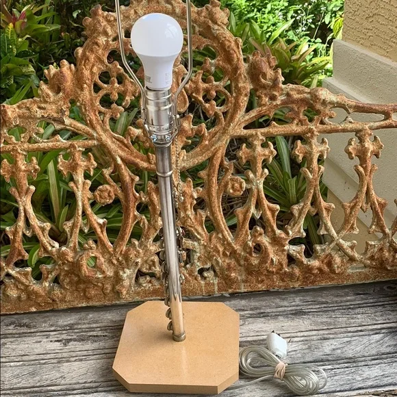 Vintage Bundy Made By Selmer Flute Unique Silver Lamp